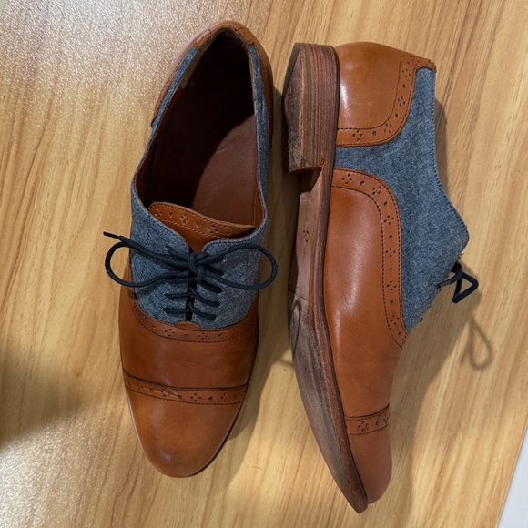 Cole Haan Spectator Oxford Shoes Men’s 8.5 | Leather & Chambray | Cap Toe - Picture 5 of 10